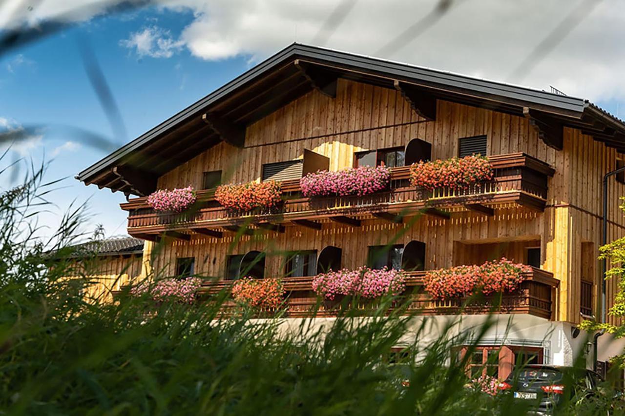 Gasthof Steinerwirt กรอสค์ไมน์ ภายนอก รูปภาพ